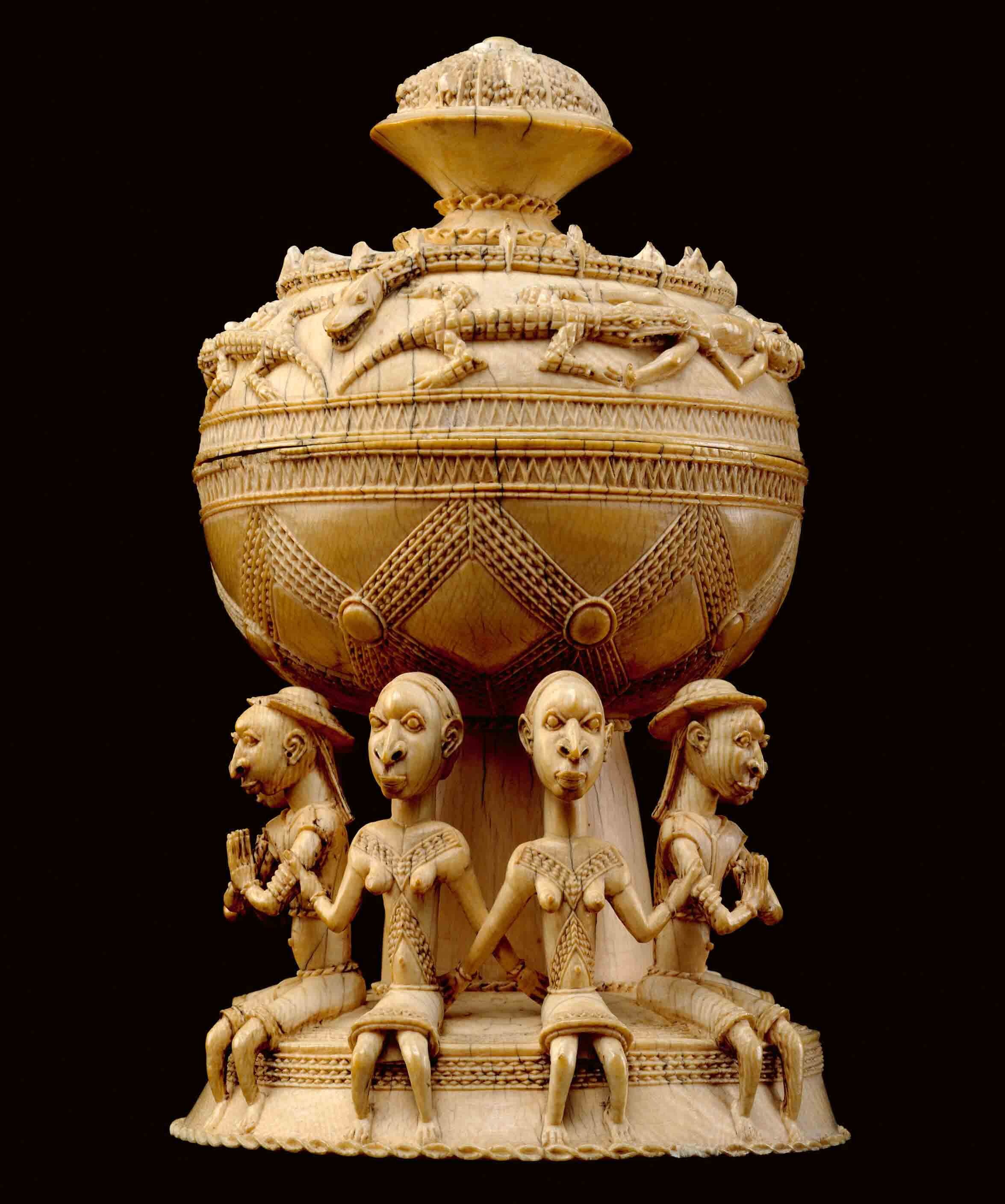 Salt cellar made of carved ivory.