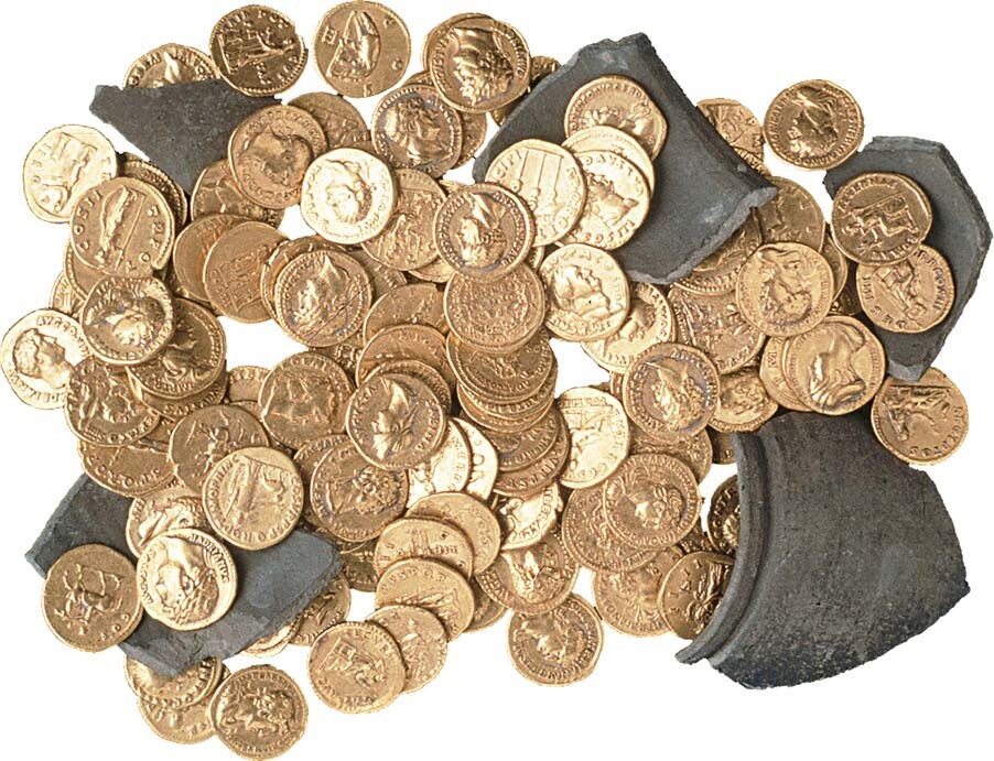 An image of a coin hoard.