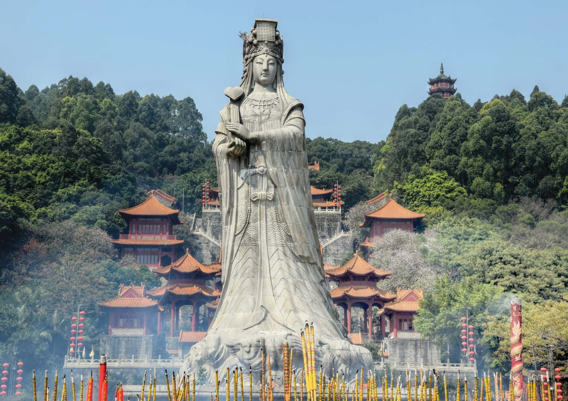 A photo of a large statue of the goddess Mazu.