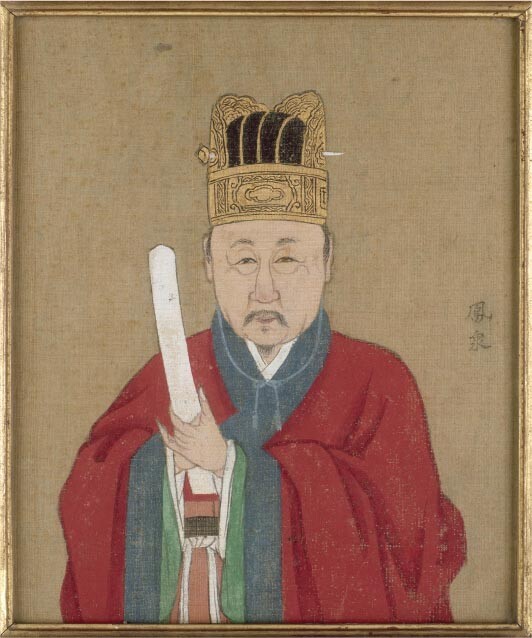 A painting of a man wearing a robe and a crown. The crown is made up of gold and has three beams attached to it.